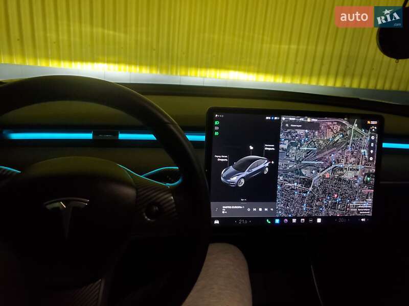 Седан Tesla Model 3 2020 в Дніпрі