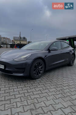 Седан Tesla Model 3 2022 в Луцке