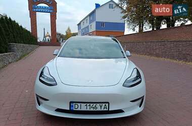 Седан Tesla Model 3 2020 в Вінниці