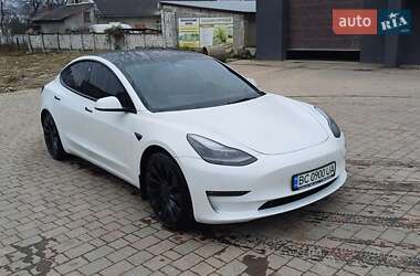 Седан Tesla Model 3 2023 в Миколаєві