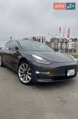 Tesla Model 3 2018