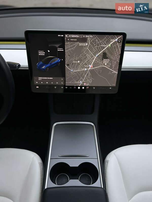 Седан Tesla Model 3 2021 в Харкові