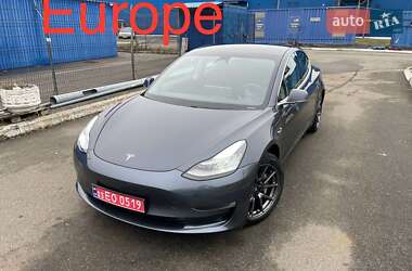 Седан Tesla Model 3 2019 в Києві