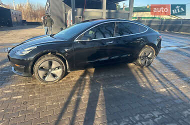 Седан Tesla Model 3 2018 в 