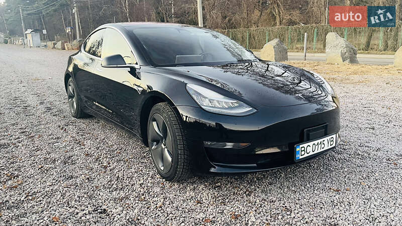 Tesla Model 3 2018