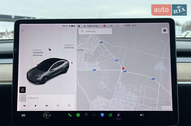 Седан Tesla Model 3 2019 в Тернополі