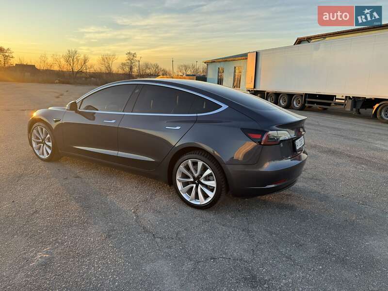 Седан Tesla Model 3 2019 в Мироновке