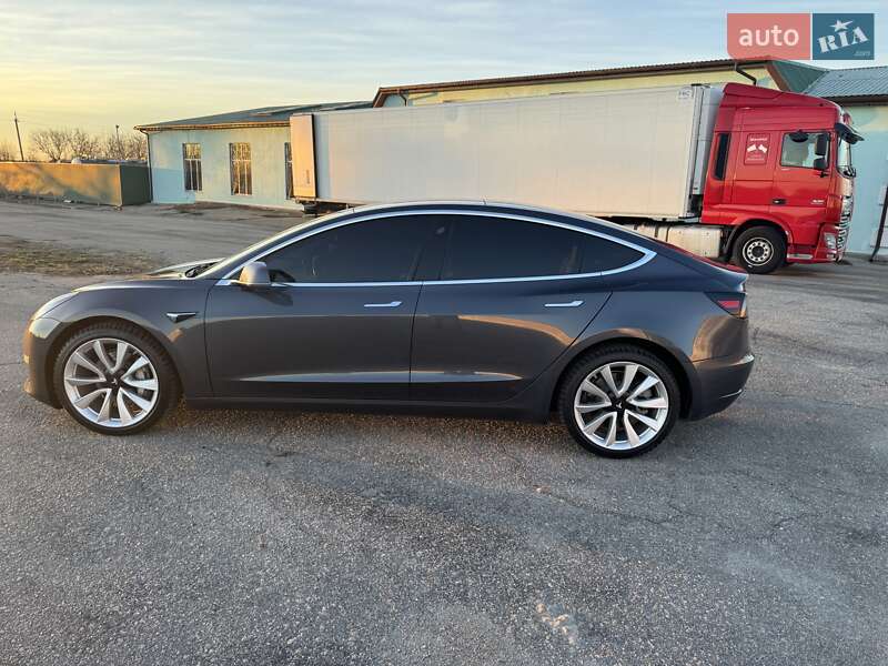 Седан Tesla Model 3 2019 в Мироновке
