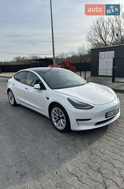 Tesla Model 3 2021