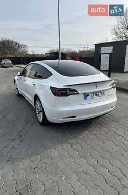 Седан Tesla Model 3 2021 в Одесі