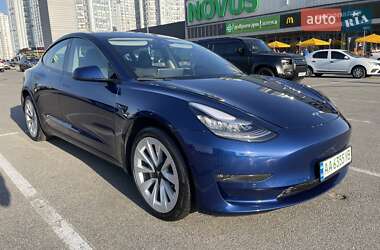 Tesla Model 3 2022