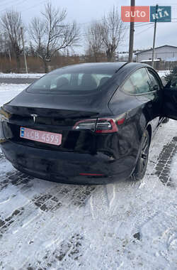 Седан Tesla Model 3 2020 в Трускавці