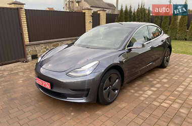 Седан Tesla Model 3 2019 в Вінниці