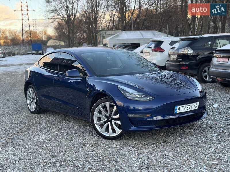 Седан Tesla Model 3 2018 в Ивано-Франковске фото Седан Tesla Model 3 2018 в Ивано-Франковске