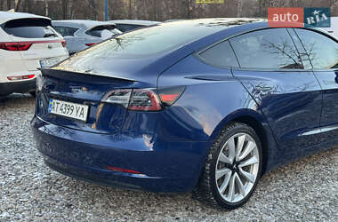 Седан Tesla Model 3 2018 в 