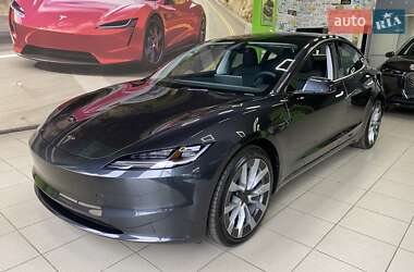 Седан Tesla Model 3 2024 в Киеве