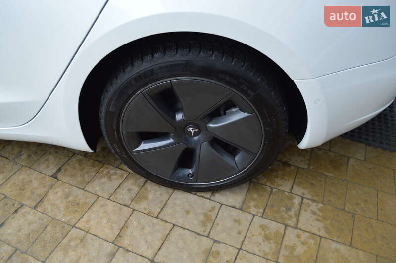 Седан Tesla Model 3 2022 в Львові фото 4 Седан Tesla Model 3 2022 в Львові