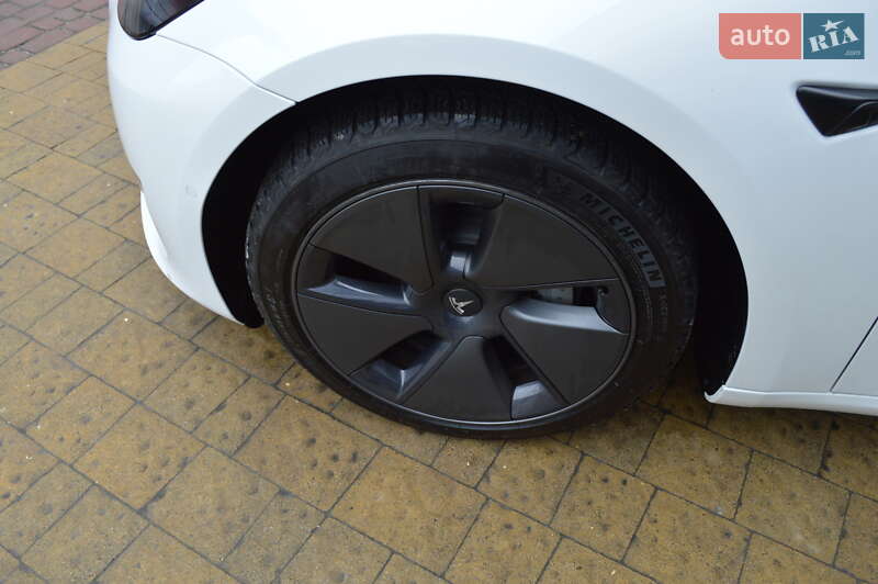 Седан Tesla Model 3 2022 в Львові фото 5 Седан Tesla Model 3 2022 в Львові