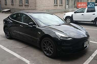 Седан Tesla Model 3 2018 в Запоріжжі