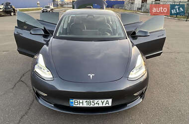 Седан Tesla Model 3 2022 в Одессе