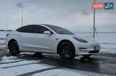 Седан Tesla Model 3 2018 в 