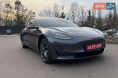 Седан Tesla Model 3 2018 в Луцьку