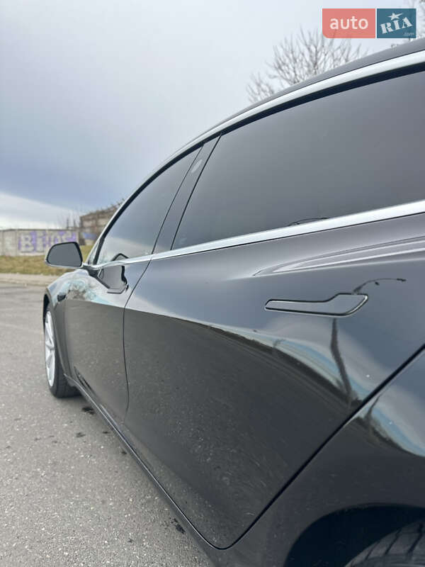 Седан Tesla Model 3 2020 в Одессе