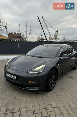 Седан Tesla Model 3 2018 в Крюківщині