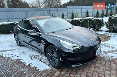 Седан Tesla Model 3 2018 в Житомирі