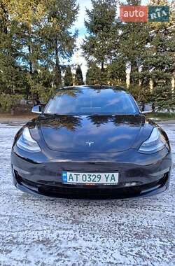 Седан Tesla Model 3 2018 в Тернополе