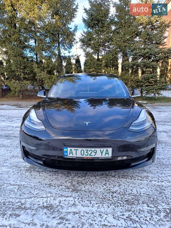 Tesla Model 3 2018
