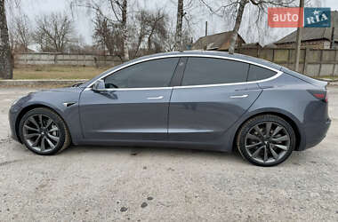 Седан Tesla Model 3 2019 в 