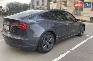 Седан Tesla Model 3 2022 в Киеве