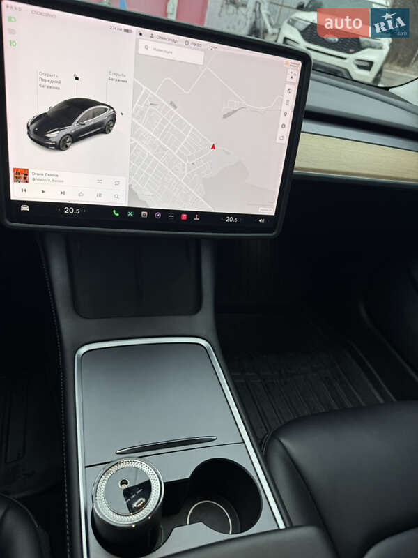 Седан Tesla Model 3 2020 в Києві