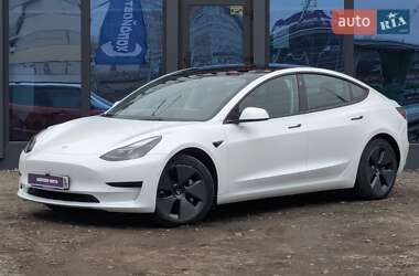 Седан Tesla Model 3 2021 в Києві