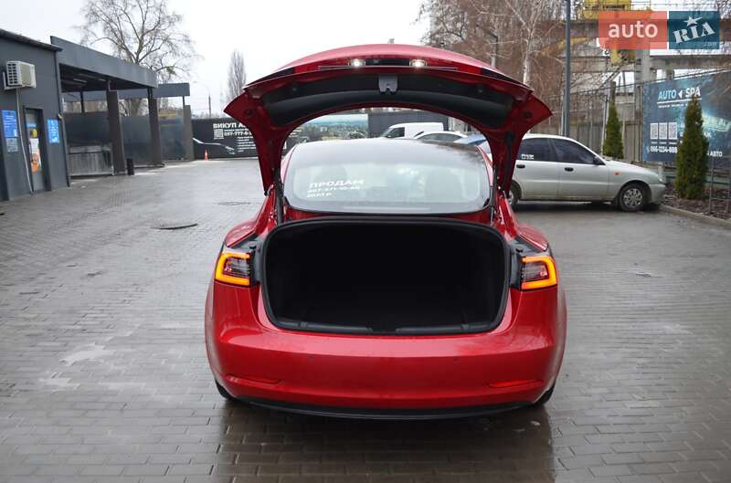 Седан Tesla Model 3 2022 в Харкові фото 24 Седан Tesla Model 3 2022 в Харкові