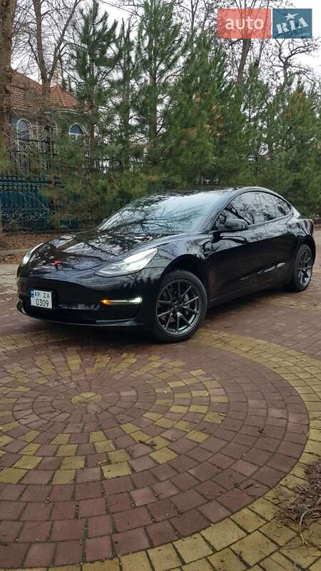 Седан Tesla Model 3 2018 в Запоріжжі
