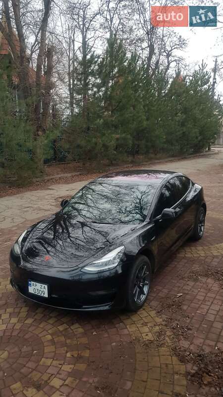 Седан Tesla Model 3 2018 в Запоріжжі