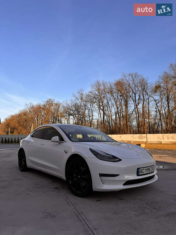 Седан Tesla Model 3 2019 в Луцьку фото 3 Седан Tesla Model 3 2019 в Луцьку