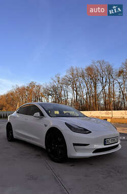 Седан Tesla Model 3 2019 в 