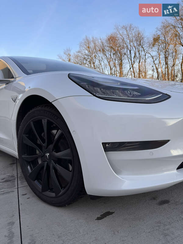Седан Tesla Model 3 2019 в Луцьку фото 11 Седан Tesla Model 3 2019 в Луцьку