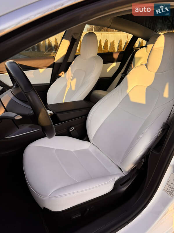 Седан Tesla Model 3 2019 в Луцьку фото 16 Седан Tesla Model 3 2019 в Луцьку
