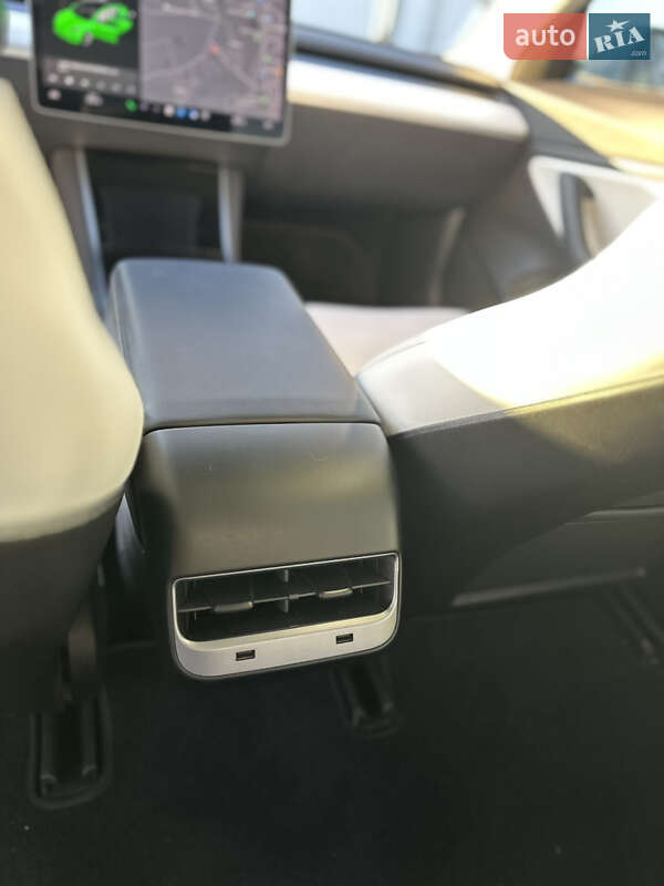 Седан Tesla Model 3 2019 в Луцьку фото 23 Седан Tesla Model 3 2019 в Луцьку
