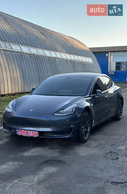 Седан Tesla Model 3 2020 в Хмельницькому