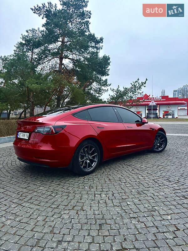 Седан Tesla Model 3 2020 в Днепре