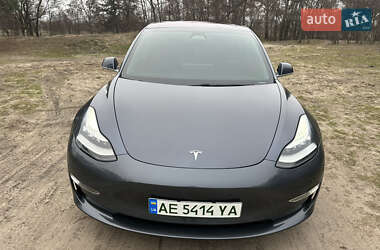 Седан Tesla Model 3 2019 в Дніпрі