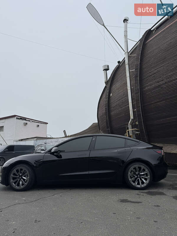 Седан Tesla Model 3 2021 в Одесі