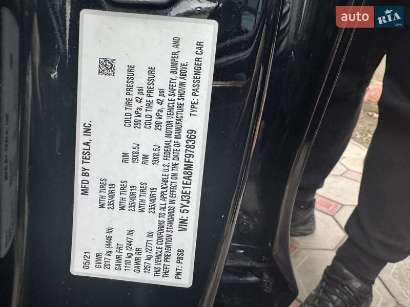 Седан Tesla Model 3 2021 в Одесі