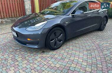 Tesla Model 3 2018