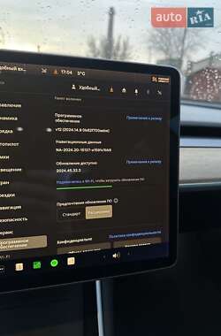 Седан Tesla Model 3 2019 в 